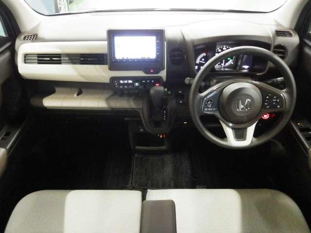 Lホンダセンシング 点検パック付きデモカーUP 前後ドラレコ スマートキーシステム キーフリー Iストップ イモビ 横滑防止 Bカメラ CD ソナー フルオートエアコン サイドカーテンエアバック ETC車載器 ABS(11枚目)