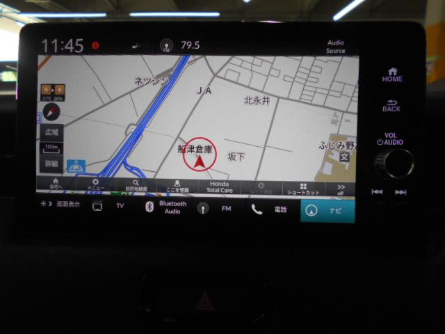 ヴェゼル ｅ：ＨＥＶＺ　禁煙車・コネクトディスプレイ・Ｒカメラ・ＬＥＤ・オートライト・ＥＴＣ・前後パーキングセンサー・前席ヒーター・ブラインドスポット・電動テールゲート　ＬＤＡ　衝突回避支援ブレーキ機能　１オナ　追従　スマキ（2枚目）