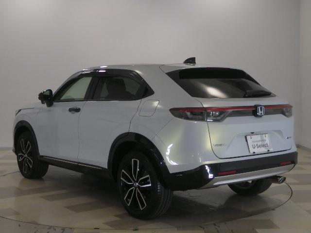 ヴェゼル ｅ：ＨＥＶＺ　禁煙車・コネクトディスプレイ・Ｒカメラ・ＬＥＤ・オートライト・ＥＴＣ・前後パーキングセンサー・前席ヒーター・ブラインドスポット・電動テールゲート　ＬＤＡ　衝突回避支援ブレーキ機能　１オナ　追従　スマキ（25枚目）