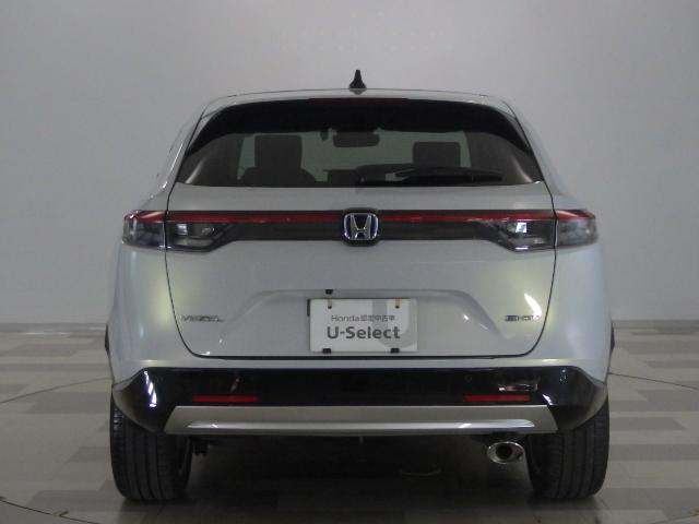 ヴェゼル ｅ：ＨＥＶＺ　禁煙車・コネクトディスプレイ・Ｒカメラ・ＬＥＤ・オートライト・ＥＴＣ・前後パーキングセンサー・前席ヒーター・ブラインドスポット・電動テールゲート　ＬＤＡ　衝突回避支援ブレーキ機能　１オナ　追従　スマキ（26枚目）