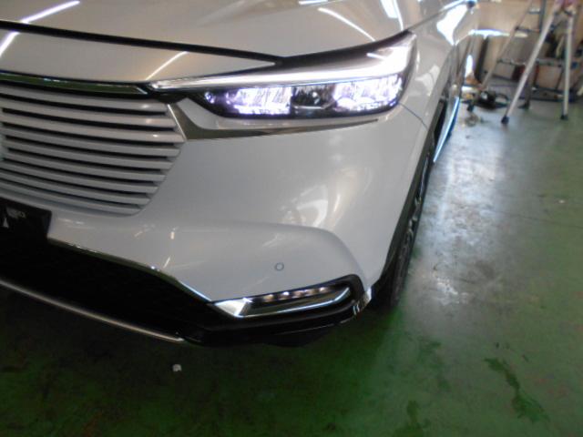 ヴェゼル ｅ：ＨＥＶＺ　禁煙車・コネクトディスプレイ・Ｒカメラ・ＬＥＤ・オートライト・ＥＴＣ・前後パーキングセンサー・前席ヒーター・ブラインドスポット・電動テールゲート　ＬＤＡ　衝突回避支援ブレーキ機能　１オナ　追従　スマキ（31枚目）