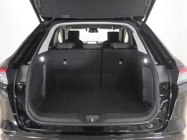 ヴェゼル ｅ：ＨＥＶＺ　禁煙・コネクトディスプレイ・マルチビュー・ＬＥＤ・オートライト・ＥＴＣ・前席ヒーター・Ｄレコ・ブラインドスポット・パワーテールゲート・革巻・パドル・ステアリングヒーター・後退出庫サポート・１８ＡＷ（18枚目）