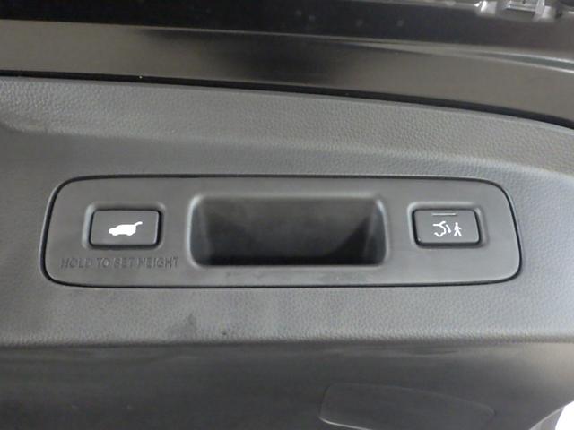 ヴェゼル ｅ：ＨＥＶＺ　禁煙・コネクトディスプレイ・マルチビュー・ＬＥＤ・オートライト・ＥＴＣ・前席ヒーター・Ｄレコ・ブラインドスポット・パワーテールゲート・革巻・パドル・ステアリングヒーター・後退出庫サポート・１８ＡＷ（19枚目）