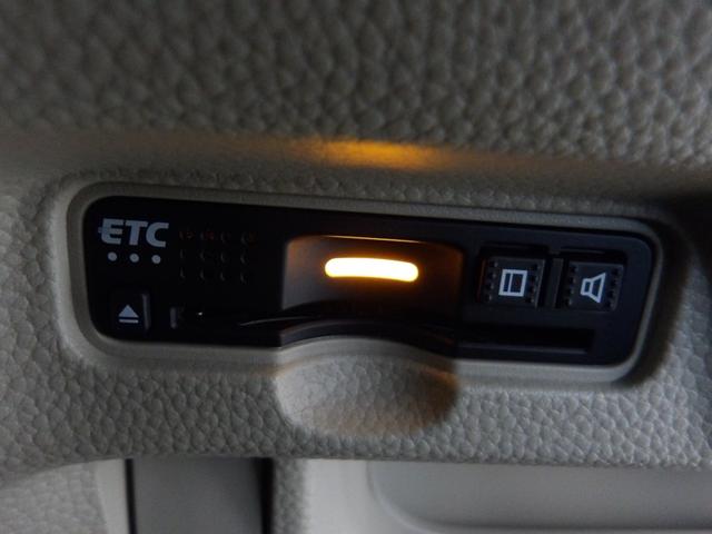 Ｎ－ＢＯＸ Ｇ・Ｌターボホンダセンシング　禁煙・ナビ・Ｒカメラ・ＬＥＤ・オートライト・ＥＴＣ・Ｄレコ・両パワスラ・ロールサンシェード・革巻・パドル・オートリトラ・アレルクリーンプラスシート・誤発進抑制機能・後方誤発進抑制機能・オートハイビーム（4枚目）