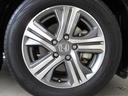 アルミホイール付きで足元もスタイリッシュに！