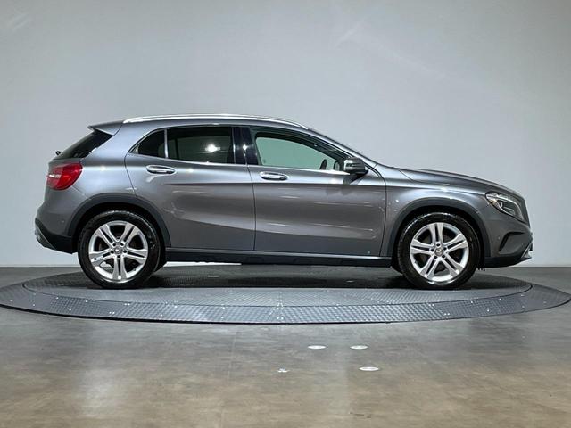 ＧＬＡクラス ＧＬＡ２５０　４マチック　パドルシフト／キーレスゴー／ＡＣＣ／レーダーセーフティ／ＤＳＲ／ダイナミックセレクト／メモリーシート（50枚目）