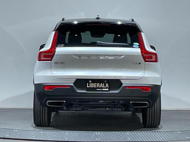 ＸＣ４０ Ｔ５　ＡＷＤ　Ｒデザイン　パドルシフト／メモリーシート／ＬＫＡ／道路標識アシスト／アンビエントライト／自動防眩リアビューミラー／自動リアワイパー／自動駐車／自動発進（54枚目）