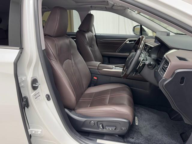 ＲＸ ＲＸ３００　バージョンＬ　メモリナビ　ムーンルーフ　バックモニター　本革　地デジ　パワーシート　ＤＶＤ再生　レーダークルーズコントロール　記録簿　ＥＴＣ　ミュージックプレイヤー接続可　キーレス　横滑り防止装置　エアバッグ　ＡＷ（18枚目）