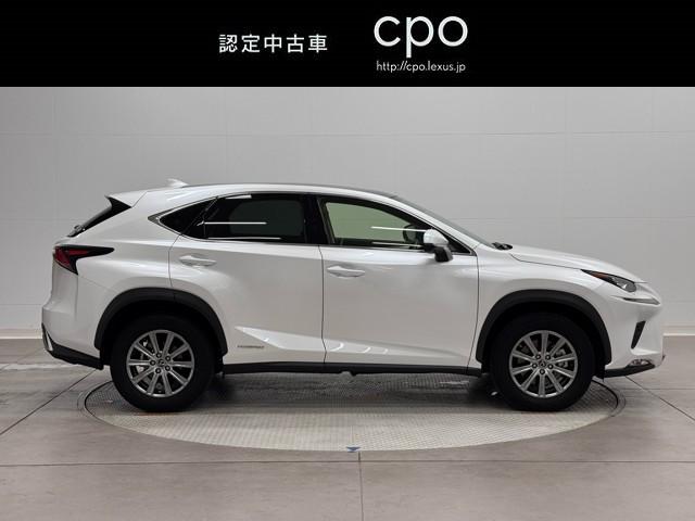 ＮＸ ＮＸ３００ｈ　Ｉパッケージ　ナビ＆ＴＶ　１オーナー　地デジフルセグＴＶ　パノラマガラスルーフ　アルミホイール　キーレス　Ｂカメラ　ミュージックプレイヤー接続可　メモリーナビ　オ－トエアコン　横滑り防止装置　ＬＥＤヘッドランプ（3枚目）