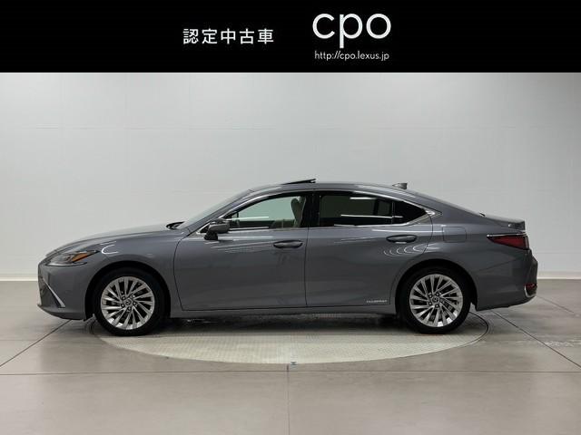 ＥＳ ＥＳ３００ｈ　バージョンＬ　フルセグ地デジＴＶ　黒革シート　ナビ＆ＴＶ　ワンオーナー　ＥＴＣ　横滑り防止装置　ＬＥＤ　スマートキー　ミュージックプレイヤー接続可　エアバッグ　パワーシート　アルミホイール　バックモニター　エアコン（5枚目）