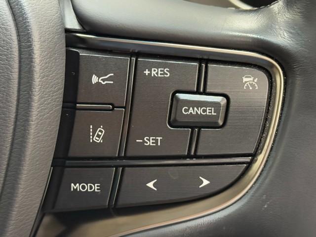 ＥＳ ＥＳ３００ｈ　バージョンＬ　フルセグ地デジＴＶ　黒革シート　ナビ＆ＴＶ　ワンオーナー　ＥＴＣ　横滑り防止装置　ＬＥＤ　スマートキー　ミュージックプレイヤー接続可　エアバッグ　パワーシート　アルミホイール　バックモニター　エアコン（16枚目）