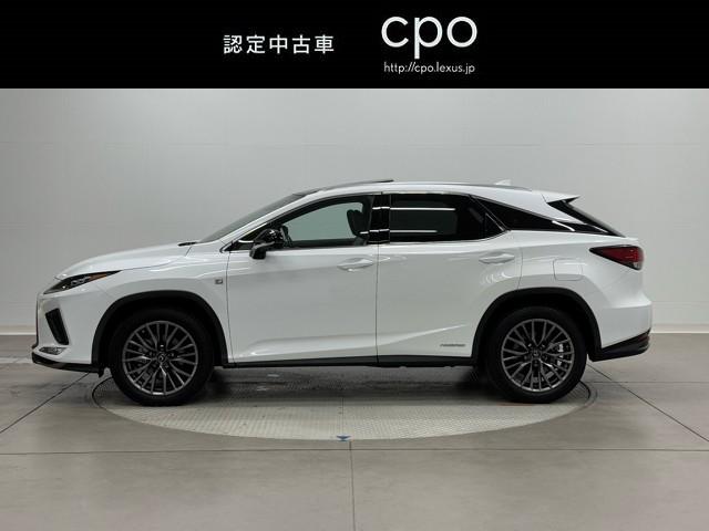 ＲＸ ＲＸ４５０ｈ　Ｆスポーツ　メモリ－ナビ　追従式クルコン　パノラマガラスルーフ　オートエアコン　ＴＶナビ　バックモニター　ＡＢＳ　盗難防止装置　パワステ　ＥＴＣ車載器　エアバッグ　ＤＶＤ再生　革　地デジ　横滑り防止　キーレスゴー（5枚目）