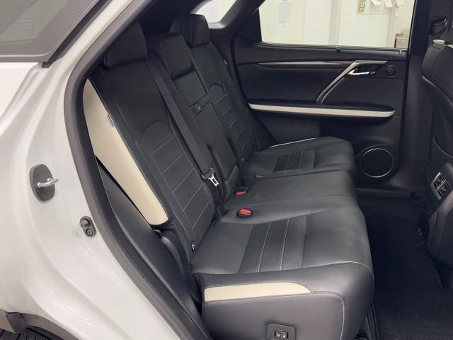 ＲＸ ＲＸ４５０ｈ　Ｆスポーツ　メモリ－ナビ　追従式クルコン　パノラマガラスルーフ　オートエアコン　ＴＶナビ　バックモニター　ＡＢＳ　盗難防止装置　パワステ　ＥＴＣ車載器　エアバッグ　ＤＶＤ再生　革　地デジ　横滑り防止　キーレスゴー（19枚目）