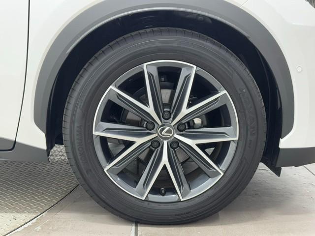 LBX クール ETC車載器 アルミホイール LEDヘッドランプ バックモニター エアバッグ キーレス ナビ&TV スマートキー パワーシート ワンオーナー フルセグTV レーダークルコン(20枚目)