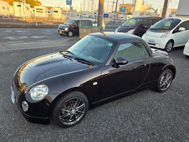 コペン アクティブトップ ナビ/地デジTV/BT音楽再生/ETC/Bカメラ/ドライブレコーダー/社外15AW/社外マフラー/エンジンスターター/シートヒーター/LEDヘッド&フォグランプ/2024年製スタッドレス&アルミ付き(4枚目)