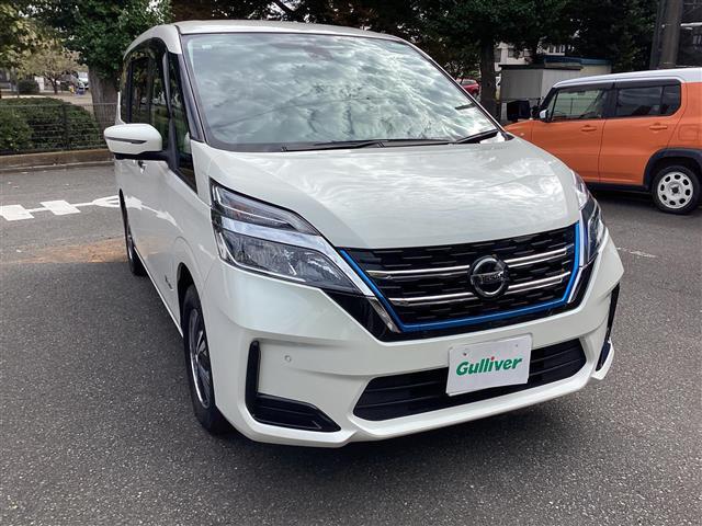 セレナ ｅ－パワー　ＸＶ　ワンオーナー／フリップダウン／プロパイ　ブルートゥース　ＶＤＣ　ダブルエアコン　全方位モニタ　両側パワースライドドア　ＤＶＤ再生　３列シート　ワンオーナー車　ＥＴＣ　レーダークルーズコントロール（12枚目）