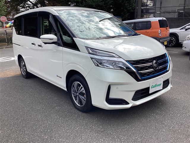 セレナ ｅ－パワー　ＸＶ　ワンオーナー／フリップダウン／プロパイ　ブルートゥース　ＶＤＣ　ダブルエアコン　全方位モニタ　両側パワースライドドア　ＤＶＤ再生　３列シート　ワンオーナー車　ＥＴＣ　レーダークルーズコントロール（14枚目）