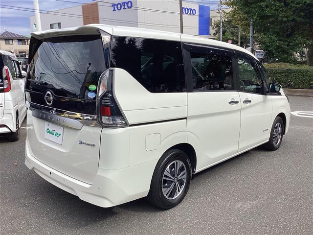 セレナ ｅ－パワー　ＸＶ　ワンオーナー／フリップダウン／プロパイ　ブルートゥース　ＶＤＣ　ダブルエアコン　全方位モニタ　両側パワースライドドア　ＤＶＤ再生　３列シート　ワンオーナー車　ＥＴＣ　レーダークルーズコントロール（26枚目）