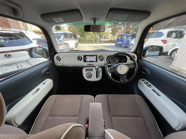 ミラココア ココアプラスXスペシャルコーデ Bluetooth対応 ナビテレビ AC 両席エアバッグ エコアイドル DVD再生 キーレス インテリジェントキー ABS ワンセグ 運転席エアバッグ パワーステアリング 全席PW SDナビ(9枚目)