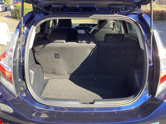 アクア Ｓスタイルブラック　ワンオーナー／純正ナビ／ドライブレコーダー　ＥＣＯモード　ＳＤナビゲーション　ブルートゥース　バックモニタ－　地デジフルセグ　ナビＴＶ　スマートキープッシュスタート　１オーナー　ＥＴＣ付き　キーフリ（12枚目）