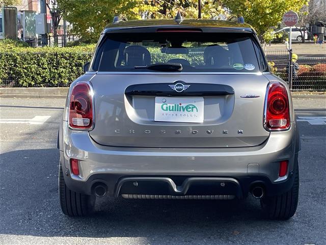 ＭＩＮＩ ジョンクーパーワークス　クロスオーバー　スマキー　ドラレコ　衝突被害軽減システム　ＬＥＤヘッド　パワーシート　アイドリングストップ　Ｂカメラ　パワーバックドア　ＨＤＤナビ　ＥＴＣ　シートヒーター　４ＷＤ　ナビ　オートクルーズコントロール（7枚目）