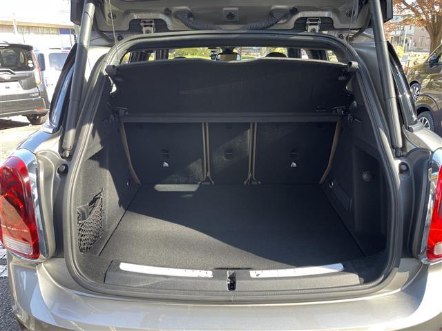 ＭＩＮＩ ジョンクーパーワークス　クロスオーバー　スマキー　ドラレコ　衝突被害軽減システム　ＬＥＤヘッド　パワーシート　アイドリングストップ　Ｂカメラ　パワーバックドア　ＨＤＤナビ　ＥＴＣ　シートヒーター　４ＷＤ　ナビ　オートクルーズコントロール（15枚目）