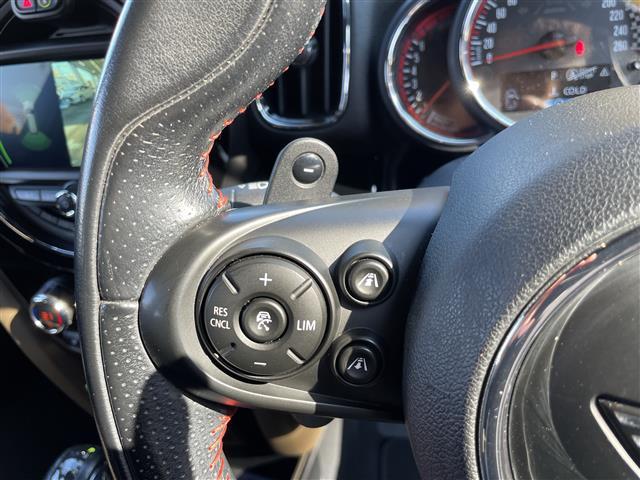 ＭＩＮＩ ジョンクーパーワークス　クロスオーバー　スマキー　ドラレコ　衝突被害軽減システム　ＬＥＤヘッド　パワーシート　アイドリングストップ　Ｂカメラ　パワーバックドア　ＨＤＤナビ　ＥＴＣ　シートヒーター　４ＷＤ　ナビ　オートクルーズコントロール（24枚目）