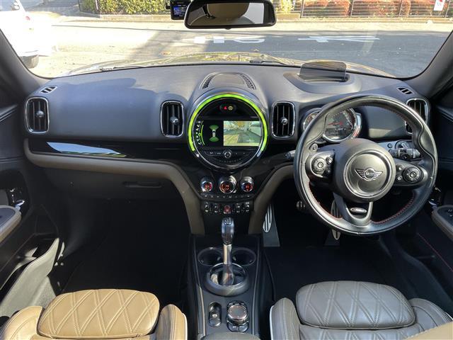 ＭＩＮＩ ジョンクーパーワークス　クロスオーバー　スマキー　ドラレコ　衝突被害軽減システム　ＬＥＤヘッド　パワーシート　アイドリングストップ　Ｂカメラ　パワーバックドア　ＨＤＤナビ　ＥＴＣ　シートヒーター　４ＷＤ　ナビ　オートクルーズコントロール（35枚目）