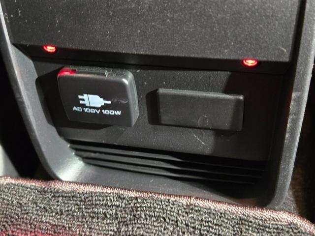 デリカＤ：５ ジャスパー　禁煙ワンオーナー　アルパインナビ　ＥＴＣ　全方位モニター　両側電動スライドドア　パワーバックドア　前後ドラレコ　８人乗り　アップルカープレイ　アンドロイドオート　シートヒーター　ステアリングヒーター（32枚目）