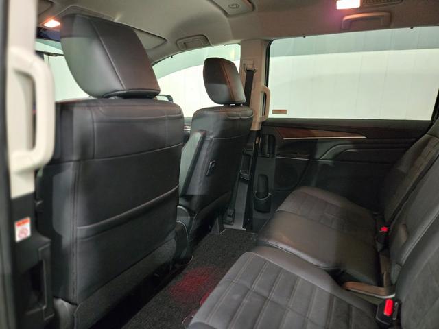 デリカＤ：５ ジャスパー　禁煙ワンオーナー　アルパインナビ　ＥＴＣ　全方位モニター　両側電動スライドドア　パワーバックドア　前後ドラレコ　８人乗り　アップルカープレイ　アンドロイドオート　シートヒーター　ステアリングヒーター（40枚目）