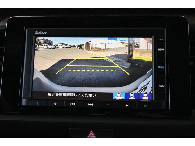 フィット e:HEVベーシック ホンダセンシング 純正ナビ Rカメラ 障害物センサー LEDライト ホンダコネクト カーテンエアバッグ CMBS USBポート ワンオーナー車 セキュリティアラーム アイドリングストップ スマートキー(3枚目)