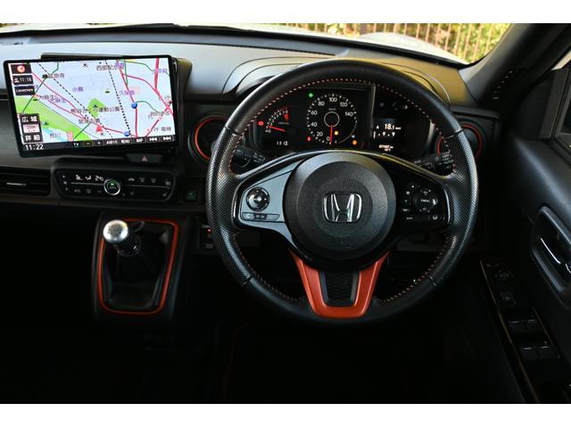 快適にする装備と　使いやすいコックピット