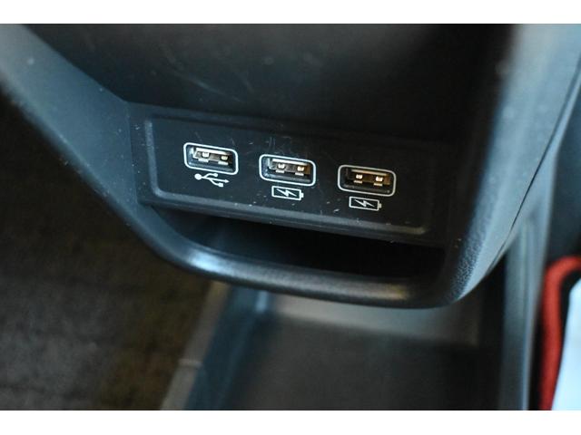 ＵＳＢジャックで　使い方増えます