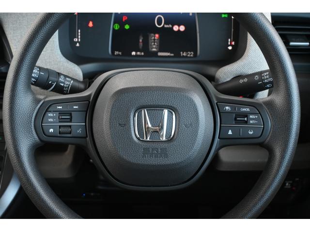 フリード エアー 登録済未使用車 ホンダセンシング 純正8INナビ Rカメラ ETC Fドラレコ 障害物センサー LEDライト 両側Pスライドドア クルコン 横滑り防止機能 サイドカーテンエアバック USB 3列シート(13枚目)