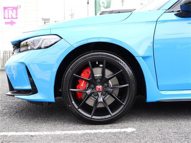 シビック タイプR レーシングブラックパッケージ ワンオーナー BSM ETC2.0 LKAS Bカメラ 衝突軽減 LEDヘッド ターボ ETC2.0 ナビTV レーダークルコン スマートキー フルセグ 1オーナー Bカメラ(30枚目)