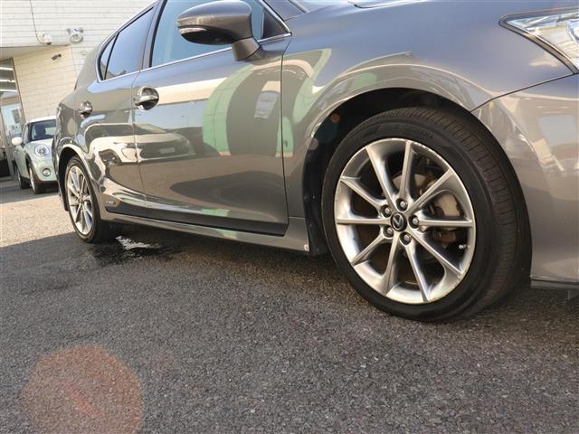 CT CT200h クリエイティブ テキスタイルインテリア ブラックレザーシート ヒーター パドルシフト LEDヘッドライト クルーズコントロール AC100V 純正ナビ バックカメラ フルセグTV Bluetooth ETC Bluetooth接続 地デジ(11枚目)