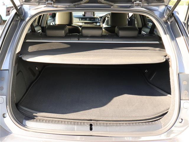 CT CT200h クリエイティブ テキスタイルインテリア ブラックレザーシート ヒーター パドルシフト LEDヘッドライト クルーズコントロール AC100V 純正ナビ バックカメラ フルセグTV Bluetooth ETC Bluetooth接続 地デジ(20枚目)