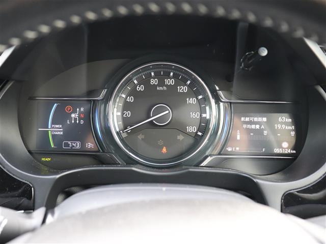 グレイス ハイブリッドLX・ホンダセンシングブラックスタイル ワンオーナー ETC バックカメラ 社外ナビ スマートキー バックカメラ エアバッグ パワーウインドウ 横滑り防止装置 ETC オートライト ワンオーナー DVD サイドエアバッグ フルセグTV(17枚目)