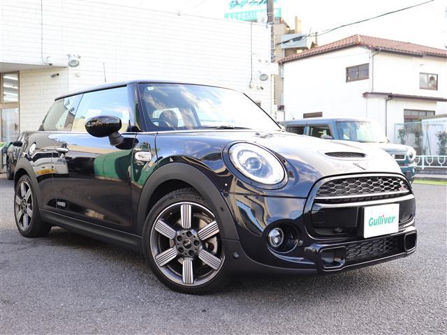 ＭＩＮＩ クーパーＳＤ　６０イヤーズエディション　ワンオーナー　前後ドラレコ　茶側シート　シートヒーター　バックカメラ　Ｂｌｕｅｔｏｏｔｈオーディオ対応　ミラーＥＴＣ　ＦＲクリアランスソナー　アダプティブクルーズ　記録簿（Ｒ２．３．４．５．６．７）　（2枚目）