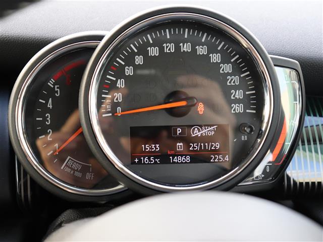 ＭＩＮＩ クーパーＳＤ　６０イヤーズエディション　ワンオーナー　前後ドラレコ　茶側シート　シートヒーター　バックカメラ　Ｂｌｕｅｔｏｏｔｈオーディオ対応　ミラーＥＴＣ　ＦＲクリアランスソナー　アダプティブクルーズ　記録簿（Ｒ２．３．４．５．６．７）　（21枚目）