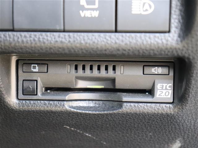 ＲＡＶ４ Ｇ　Ｚパッケージ　パワーリアゲート　インテリジェントクリアランスソナー　Ｂトゥース　ＬＤＡ　オートマチックハイビーム　ＡＷＤ　ＬＥＤライト　ＵＳＢ接続　オートクルーズ　横滑り防止装置　バックガイドモニター　ナビ　ＡＢＳ（11枚目）