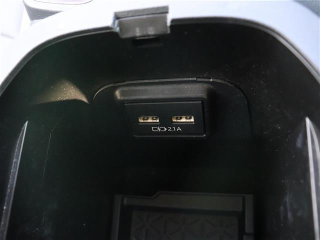 ＲＡＶ４ Ｇ　Ｚパッケージ　パワーリアゲート　インテリジェントクリアランスソナー　Ｂトゥース　ＬＤＡ　オートマチックハイビーム　ＡＷＤ　ＬＥＤライト　ＵＳＢ接続　オートクルーズ　横滑り防止装置　バックガイドモニター　ナビ　ＡＢＳ（27枚目）