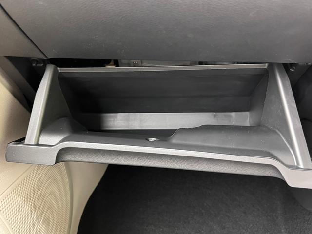 S エマージェンシーブレーキ/EBD付ABS/横滑り防止装置/アイドリングストップ/禁煙車/エアバッグ 運転席/エアバッグ 助手席/エアバッグ サイド/パワーウインドウ/キーレスエントリー 記録簿(21枚目)