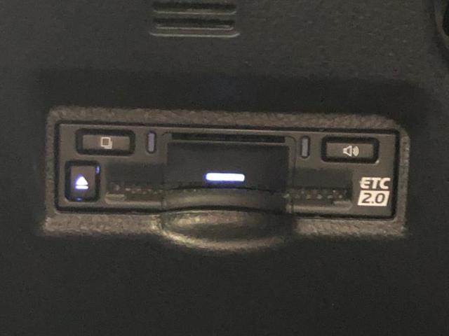 ノア S-Z 新品タイヤ/保証書/純正 10インチ SDナビ/衝突安全装置/両側電動スライドドア/シートヒーター/車線逸脱防止支援システム/シート 合皮/ドライブレコーダー 前後/ヘッドランプ LED バックカメラ(14枚目)