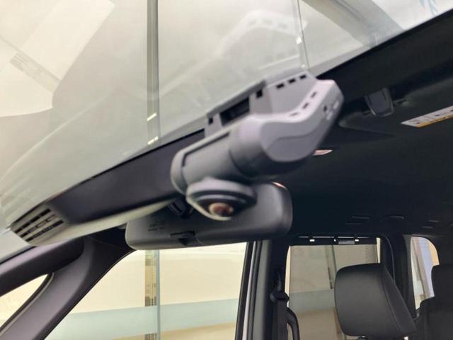 国産車から輸入車まで多様なお客様のニーズのお応えできるように、全国規模で豊富な在庫展開！車のことならＷＥＣＡＲＳへ！