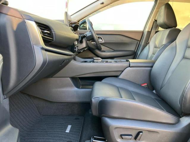 エクストレイル 4WD G e-4ORCE 新品タイヤ/サンルーフ/BOSE/保証書/純正 12.3インチ メモリーナビ/インテリジェントルームミラー/衝突安全装置/シートヒーター/全方位モニター/車線逸脱防止支援システム/シート 合皮 4WD(6枚目)