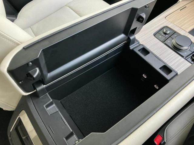 CX-60 25Sエクスクルーシブモード 保証書/純正 12.3インチ メモリーナビ/衝突安全装置/シートヒーター/全方位モニター/車線逸脱防止支援システム/シート フルレザー/電動バックドア/ヘッドランプ LED/Bluetooth接続(29枚目)