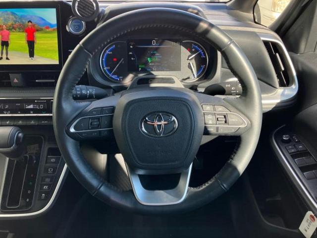 ヴォクシー ハイブリッドS-Z 新品タイヤ/保証書/ディスプレイオーディオ+ナビ10.5インチ/フリップダウンモニター 純正 14インチ/デジタルインナーミラー/衝突安全装置/両側電動スライドドア/シートヒーター バックカメラ(14枚目)