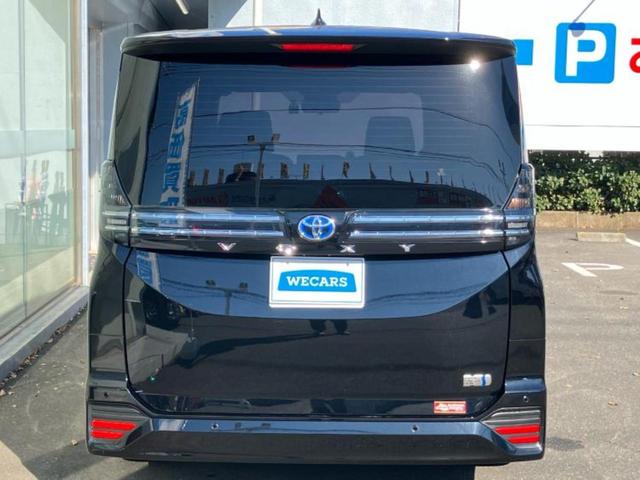 ヴォクシー ハイブリッドS-Z 新品タイヤ/保証書/ディスプレイオーディオ+ナビ10.5インチ/フリップダウンモニター 純正 14インチ/デジタルインナーミラー/衝突安全装置/両側電動スライドドア/シートヒーター バックカメラ(32枚目)