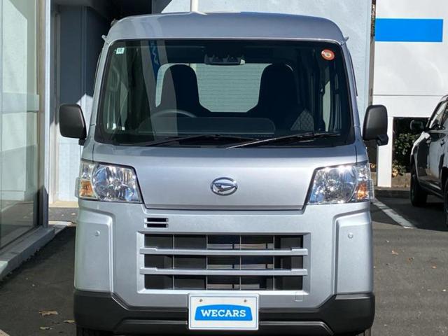 ハイゼットカーゴ デラックス　保証書／ディスプレイオーディオ／衝突安全装置／車線逸脱防止支援システム／Ｂｌｕｅｔｏｏｔｈ接続／ＥＢＤ付ＡＢＳ／横滑り防止装置／アイドリングストップ／禁煙車／エアバッグ　運転席／エアバッグ　助手席（24枚目）